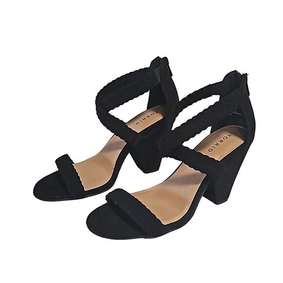 Torrid Black Faux Suede Sandals 4 Inch Heels Size 8.5 W - Picture 1 of 16